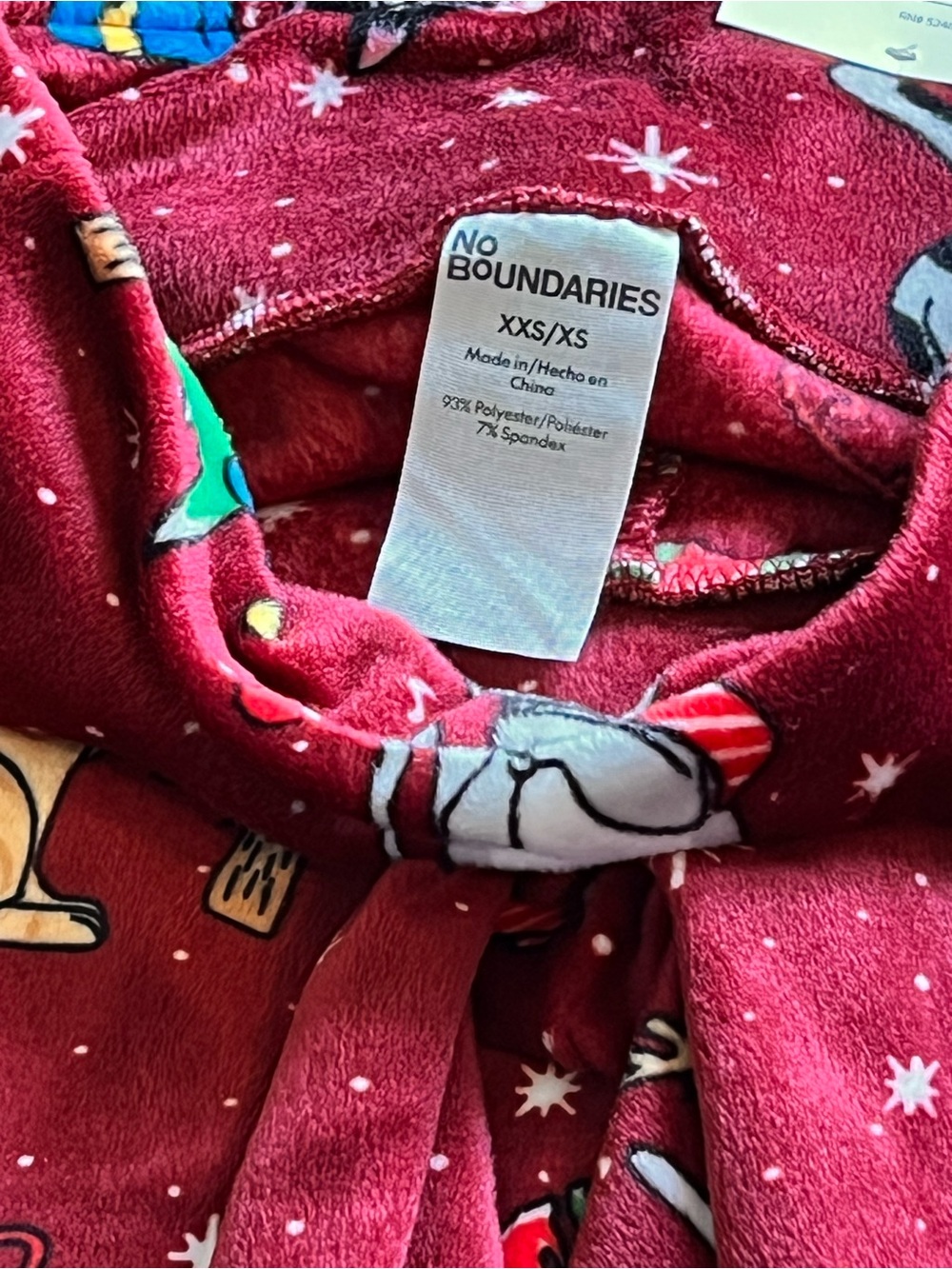No Boundaries Burgundy Holiday Cats & Trees Velour Leggings - Picture 3 of 3
